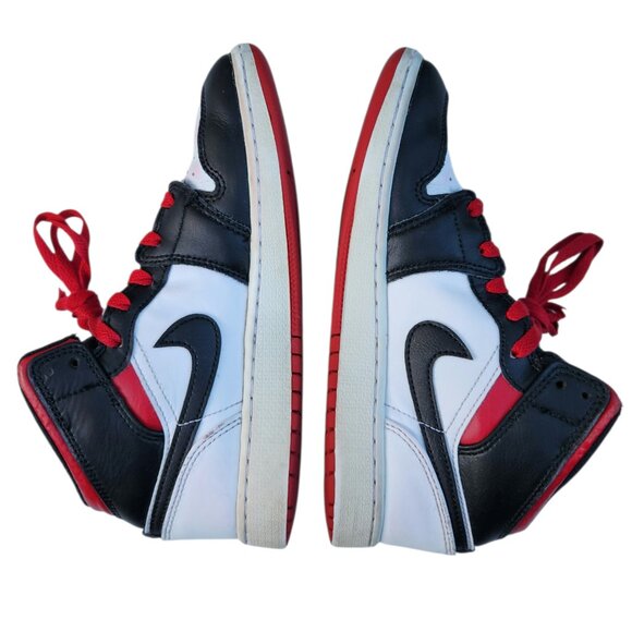 Air Jordan 1 Mid Gym Red Black Toe GS DQ8423-106 Sneakers Shoes 4Y - Picture 9 of 10